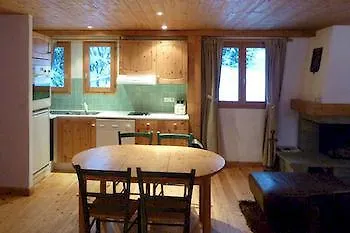Chalet Carlinouf Hotel Courchevel