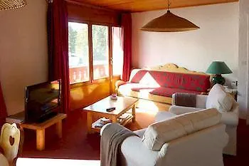 Chalet Carlinouf Hotel Courchevel