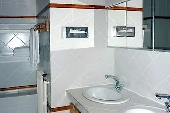 Chalet Carlinouf Hotel Courchevel 0*,  France
