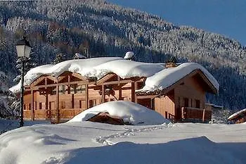 Chalet Carlinouf Hotel Courchevel 0*,  France